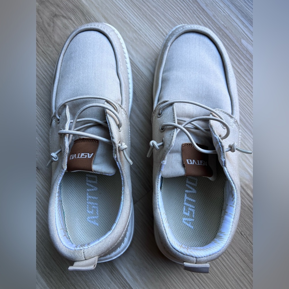 Men's Tan Casual Shoes